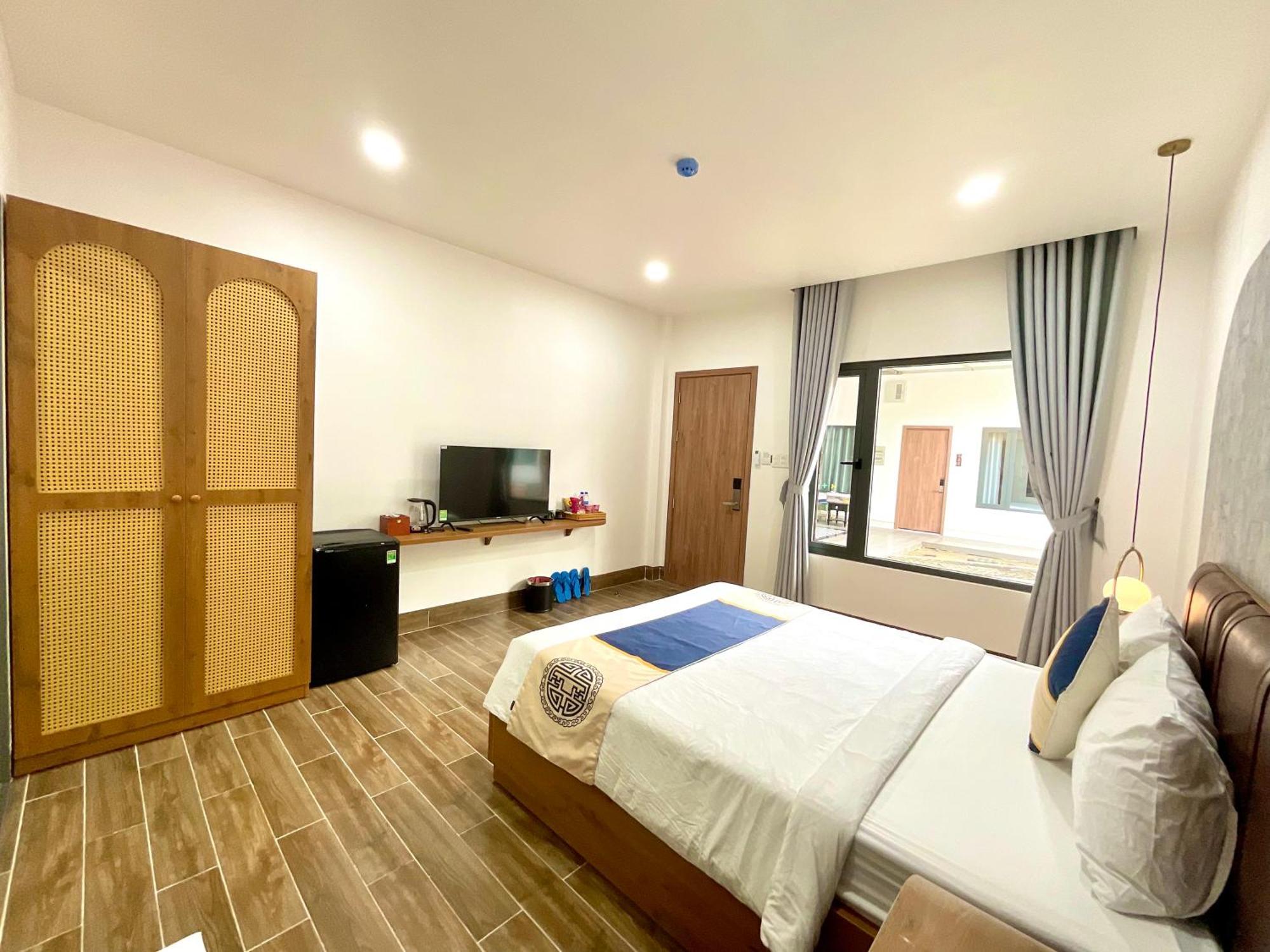 Khải Hoàn Hotel Ben Cat Extérieur photo